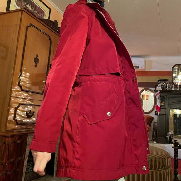 Modern maroon nautica drawstring waist rain coat! - Picture 6 of 16
